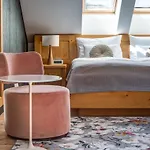 Na Rozcesti Hotel