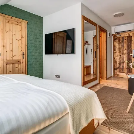 Hotel Na Rozcesti
