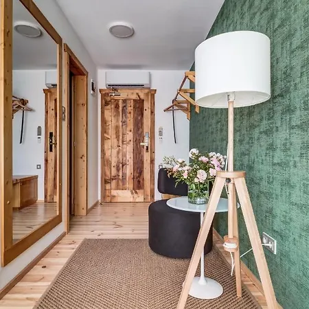 Hotel Na Rozcesti *